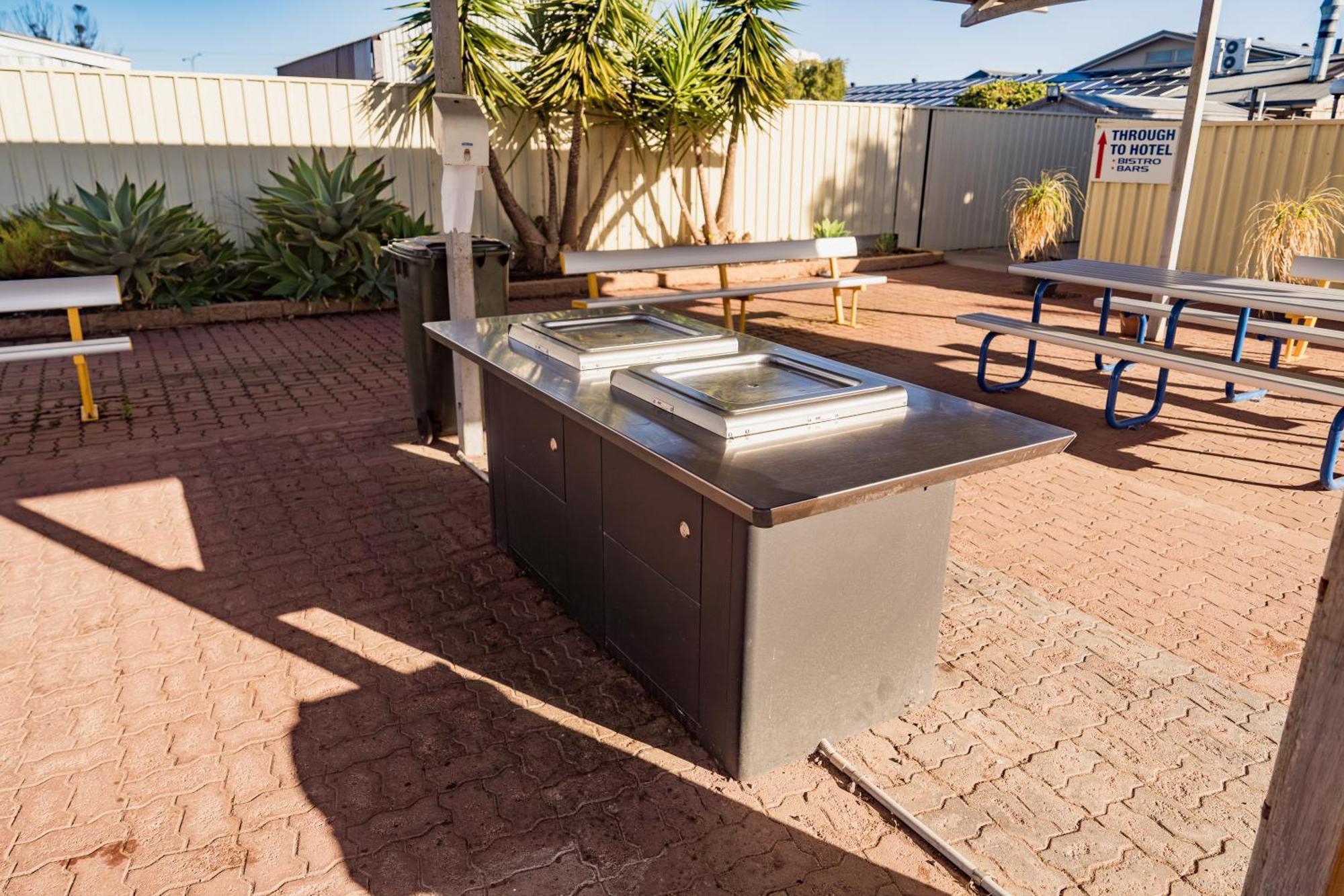The Sundowner Cabin & Tourist Park Whyalla Extérieur photo