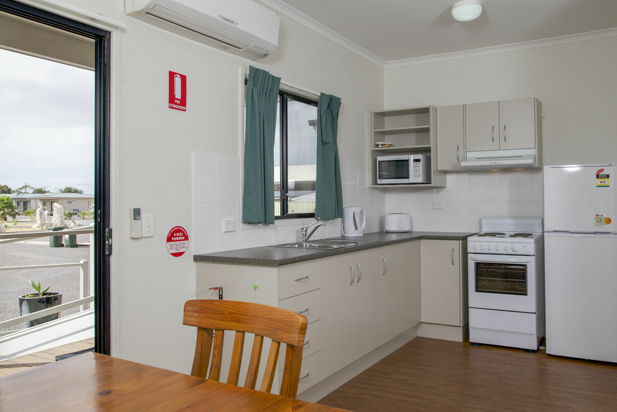 The Sundowner Cabin & Tourist Park Whyalla Extérieur photo